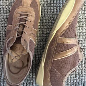 Ecco Leather Sneakers Size 37(US6 to US6.5)